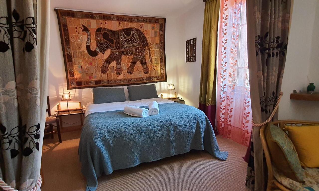コンク Le Castellou Bed & Breakfast エクステリア 写真