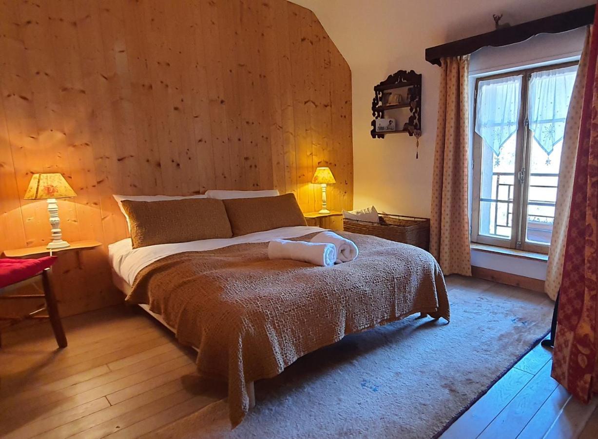 コンク Le Castellou Bed & Breakfast エクステリア 写真
