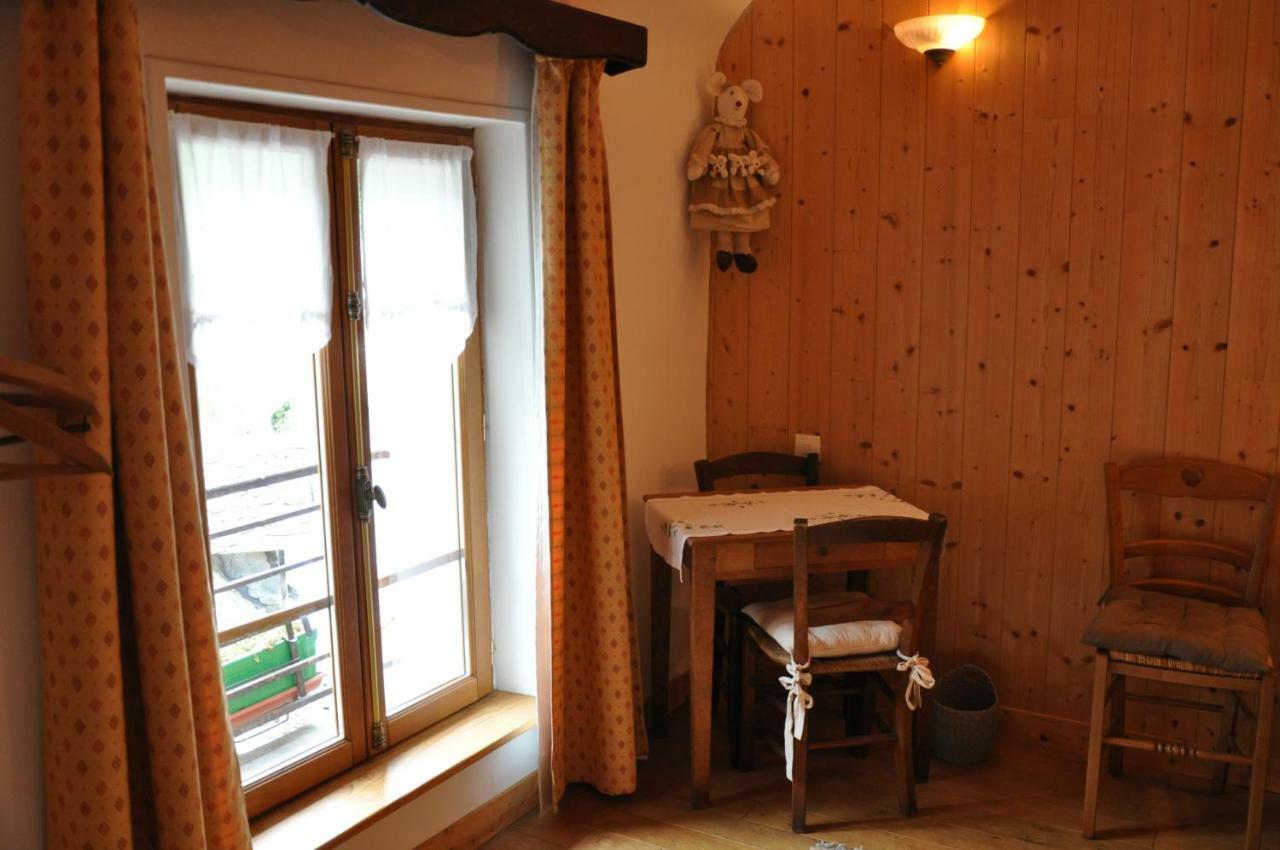 コンク Le Castellou Bed & Breakfast エクステリア 写真
